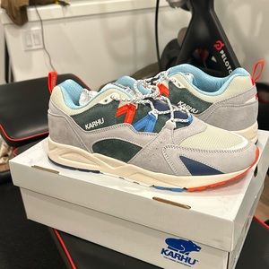 Karhu Fusion 2.0 - Men’s Shoe - Size 11, Blue/Scarlett